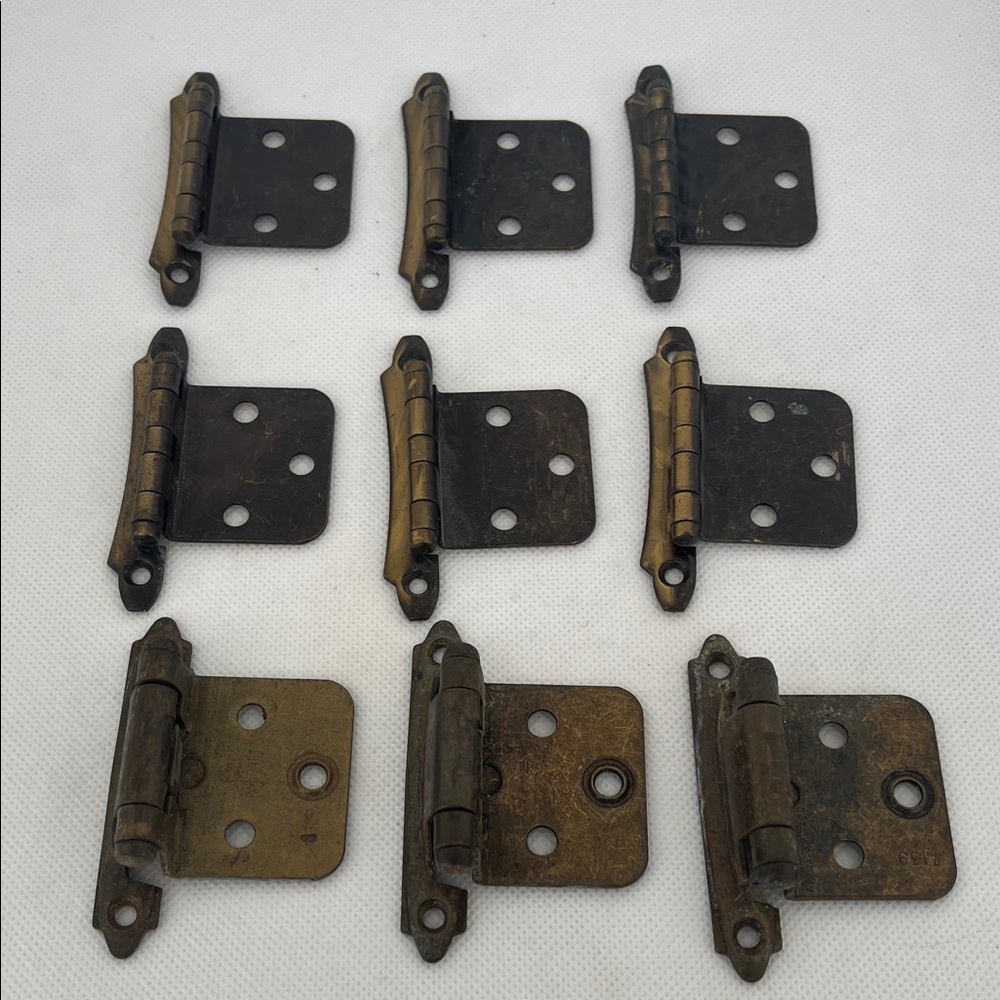 9 Hinges Vintage